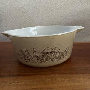 Vintage Beige Ceramic Pyrex Casserole Dish with Mushroom Design